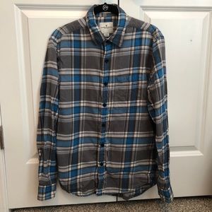 American Eagle Long Sleeved Button Down Shirt